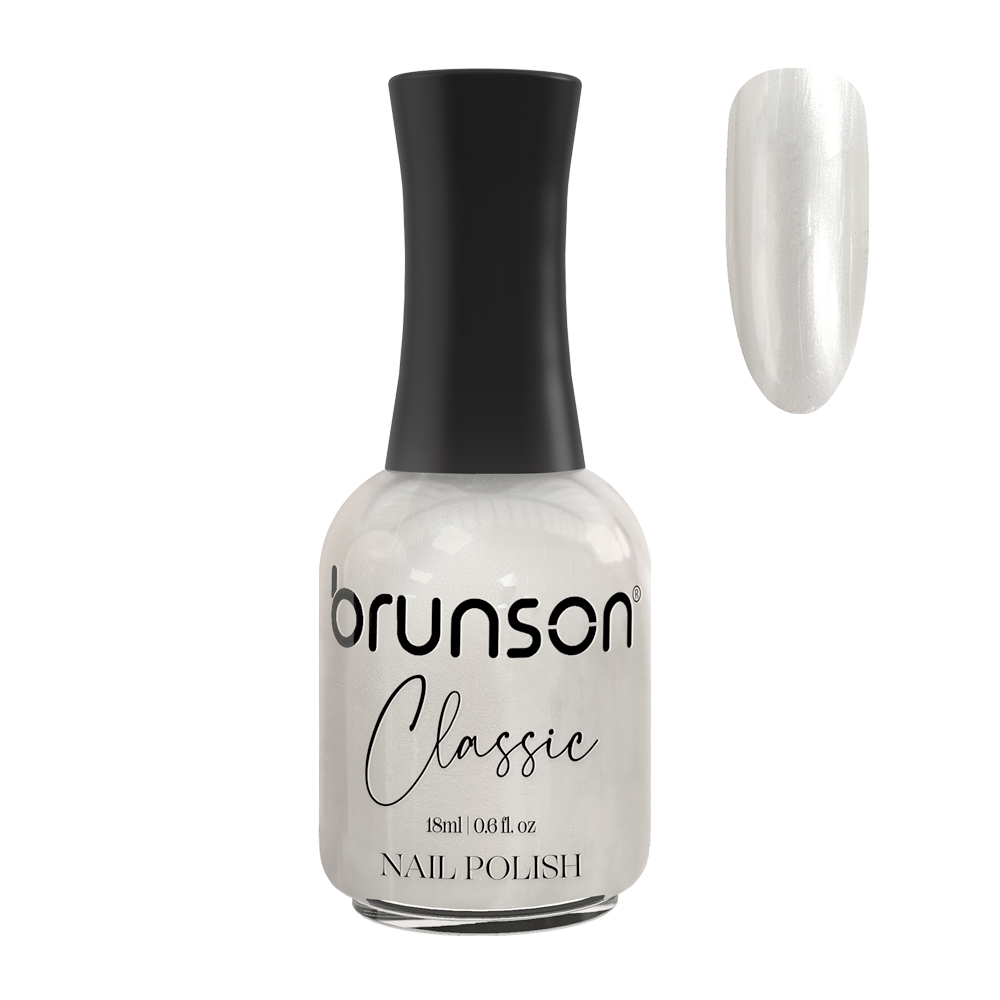 Trendy nail polish 2025